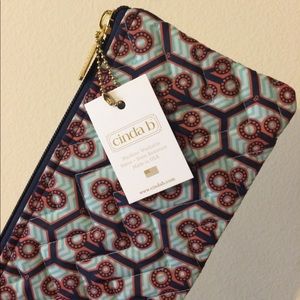 CINDA B “Happy” small bag :)